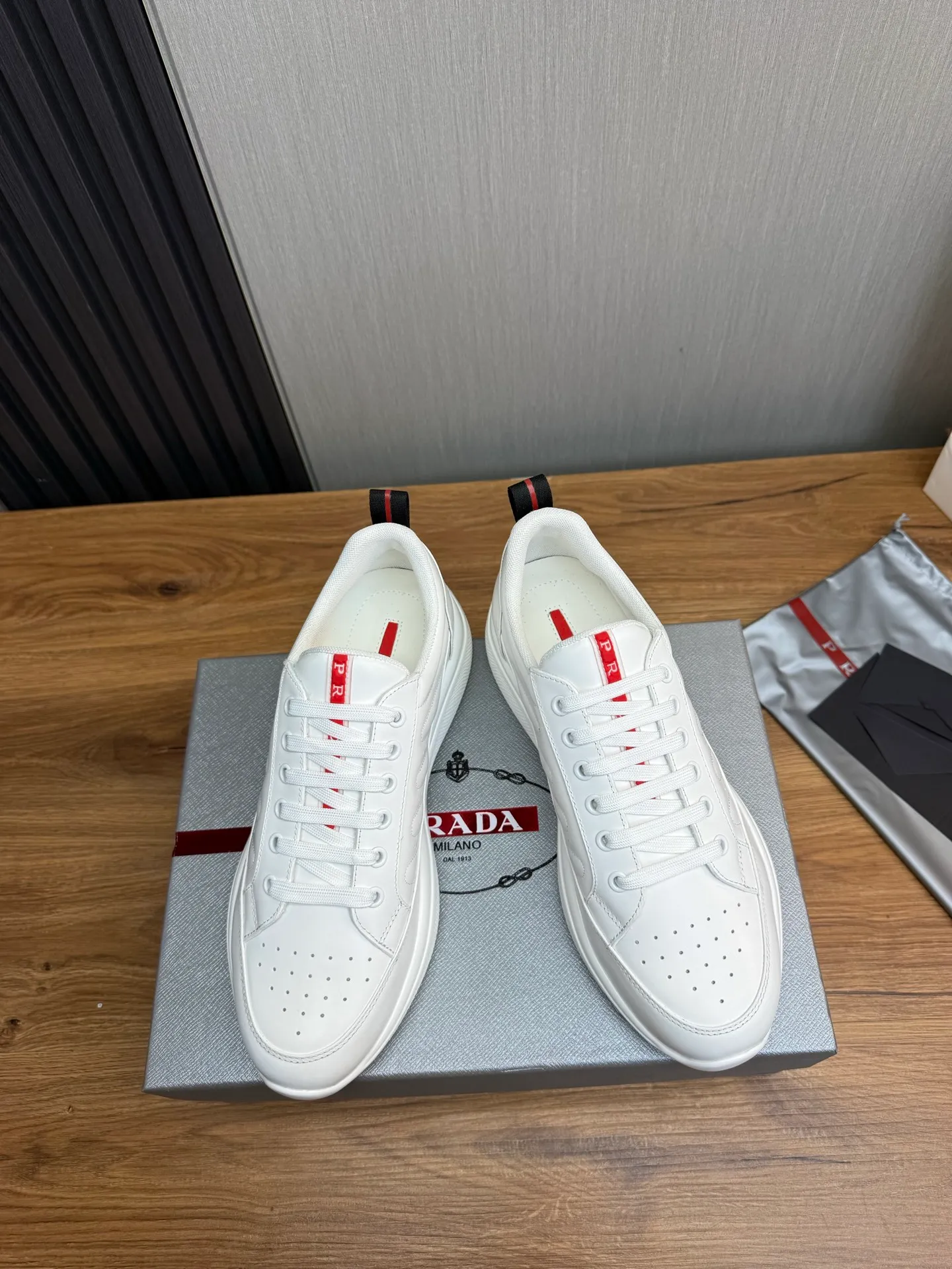 Men's shoes 580💰 [PRADA] Men's shoes are popular in the counter, official website synchronization, 1 high-quality shipment ✔️Original cowhide + cowhide lining, 1🆚1 replica, original sole, 38-45 (45 customized, non-refundable)